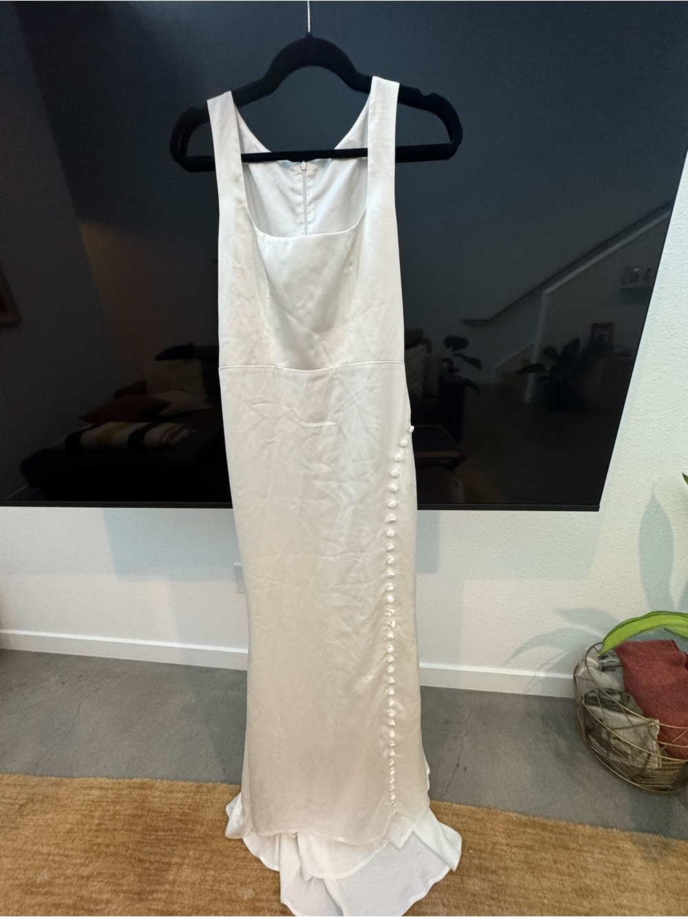 Chic White Sleeveless Wedding Gown with Slit / Side Buttons | 100% silk lined